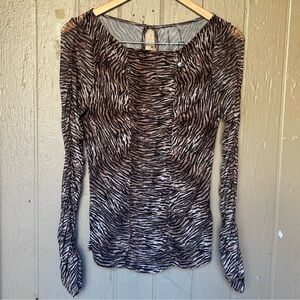 One Teaspoon Stylish Zebra Print Long Sleeve Top